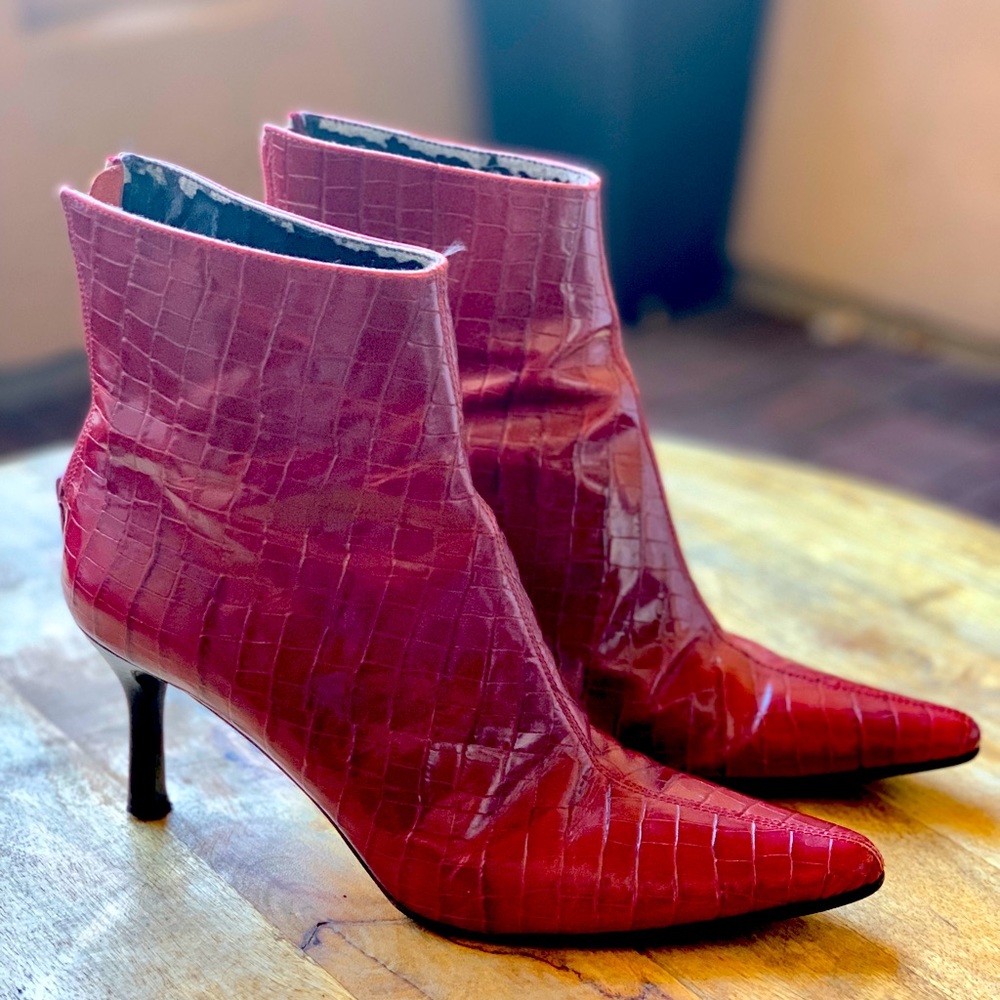 Size 7.5 Max de Carlo leather, made in Italy, Gently used, 3 inch heel.